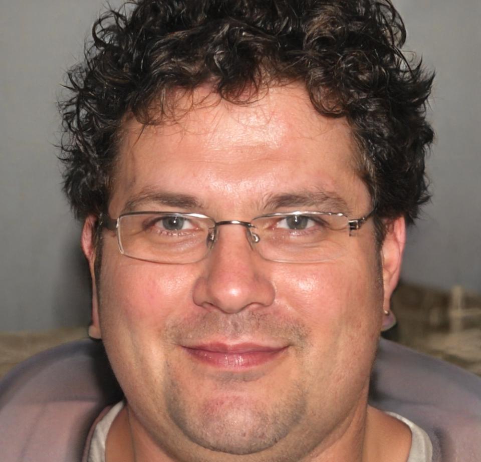 Portrait of Darcy Kincaid, Senior Financial Strategist